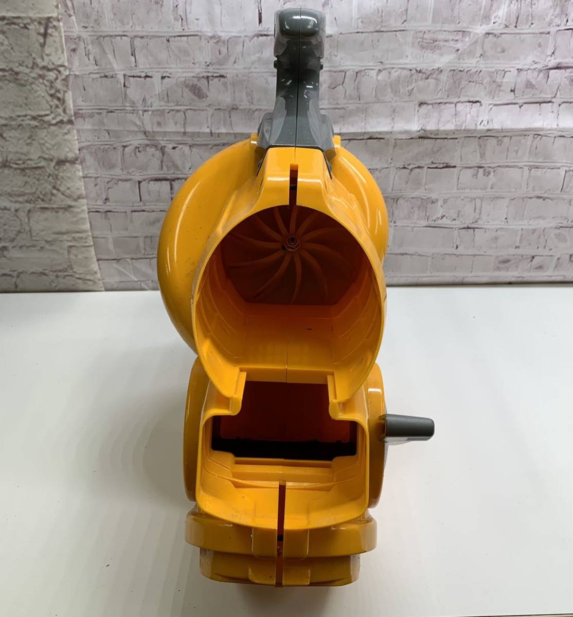 美品【RYOBI リョービ 粉砕機能付 ブロワバキューム RESV-1000 美品【RYOBI リョービ 粉砕機能付 ブロワバキューム RESV-1000