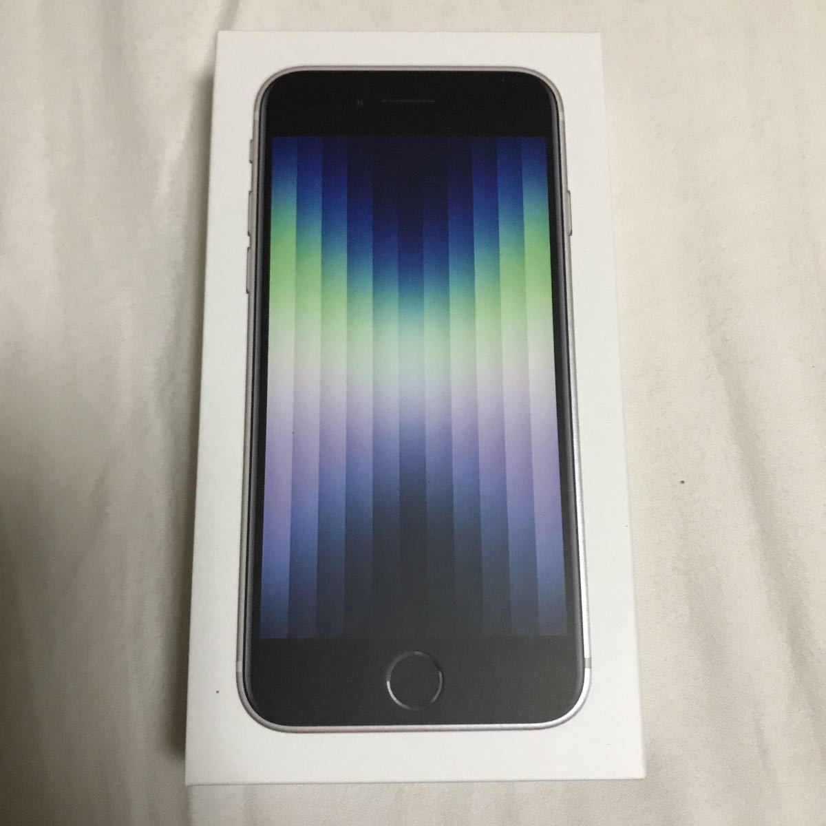 新品未使用 SIMフリー iPhone SE 第3世代 64GB スターライト 本体 iPhone 第3世代 SIMフリー SE3 ムスビー｜安心保証 ブラック