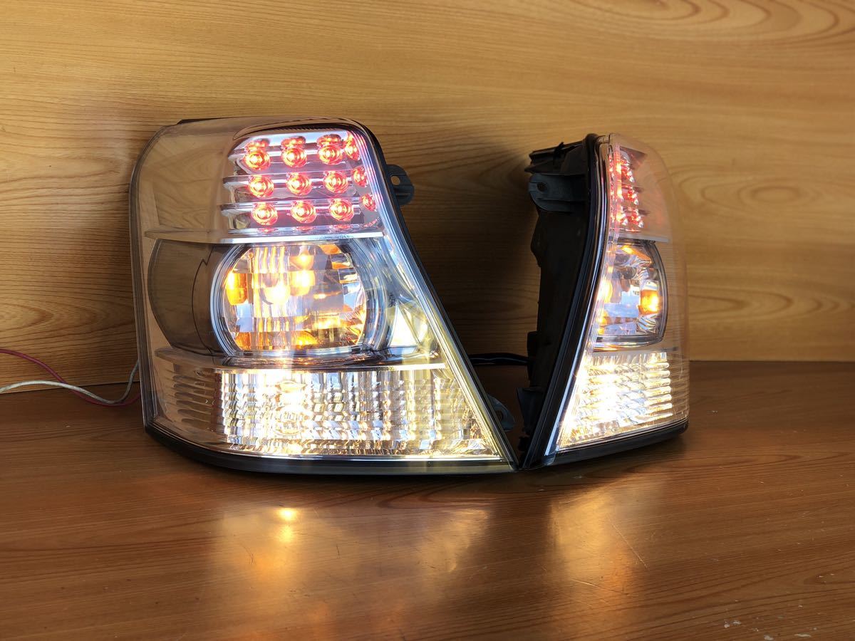 サイ AZK10 純正 テールライト sai SAI KOITO 75-12 LED トヨタ 2026年