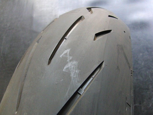 送料無料☆ ※沖縄・離島を除く】単品中古タイヤ!ピレリ◎ロッソ コルサⅡ.