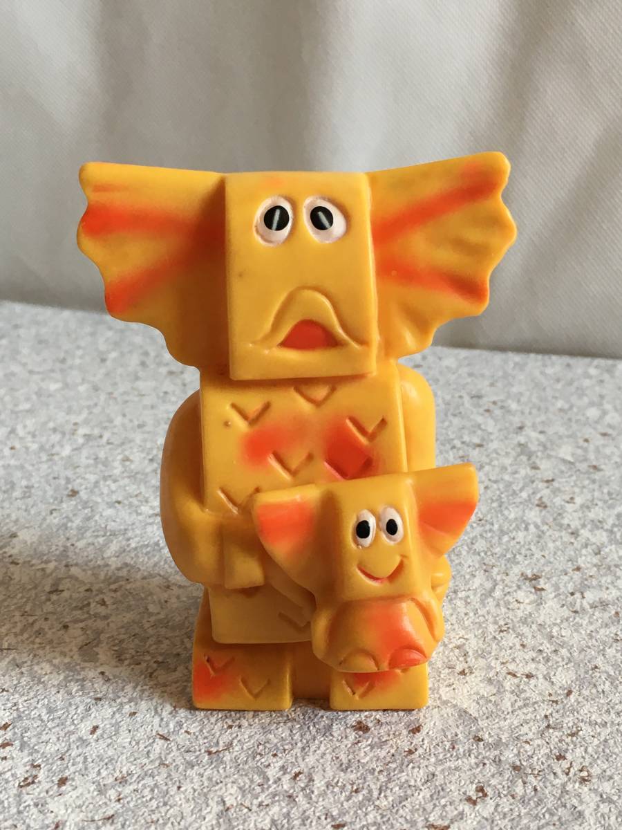  珍品 銀行 貯金箱 タットイ国の親子怪獣 ヒラリンダ ソフビ 当時物(キャラクター)｜売買されたオークション情報、yahooの商品情報をアーカイブ公開 - オークファン キャラクター