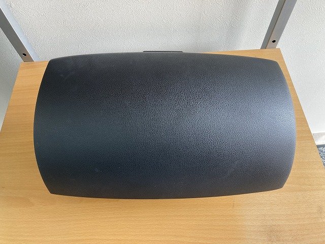 W094-01 日産　K13　マーチ　上側　グローブボックス　BOX　小物入れ　収納　