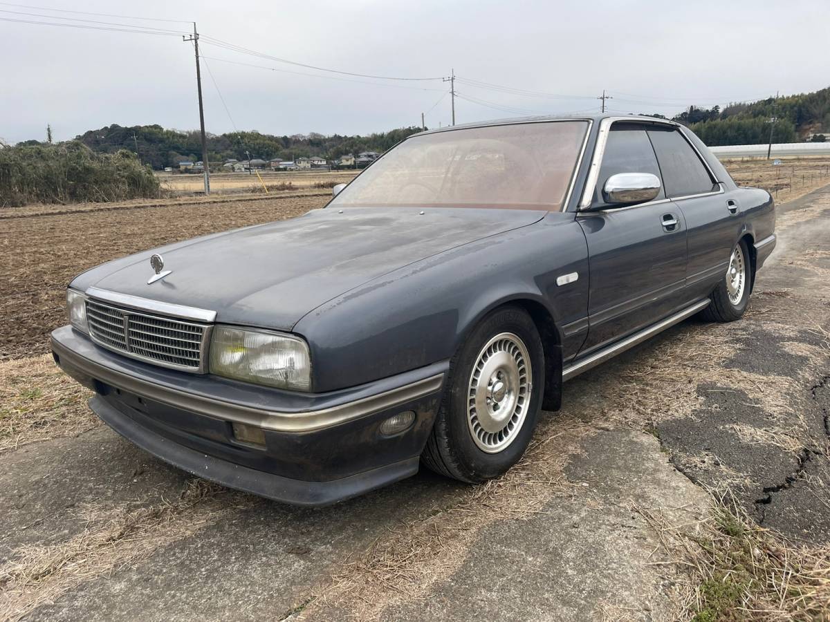 平成2年　日産シーマ　タイプIIリミテッド　ターボ　実走行2万キロ台　書類あり　自走可能　長期保管　レストアベース シーマ 日産 3.0 グロリア グロリア・シーマ 日産のフラッグシップセダン「シーマ」が最新技術満載で492万円
