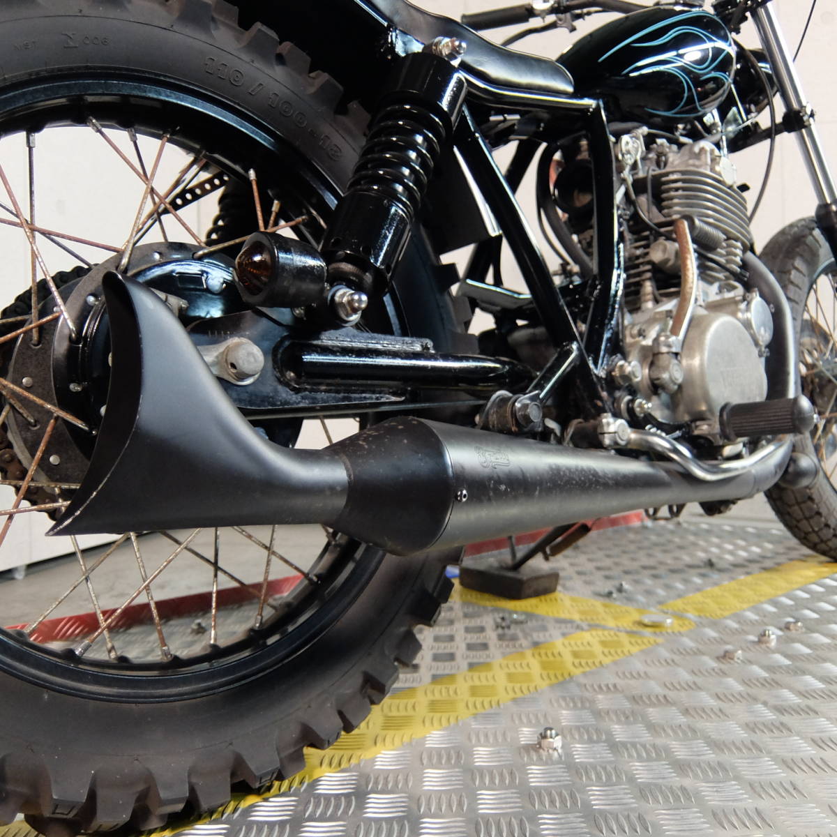 ☆Brat Style SR500 Dirt Chopper☆ブラットスタイル 製のカスタム