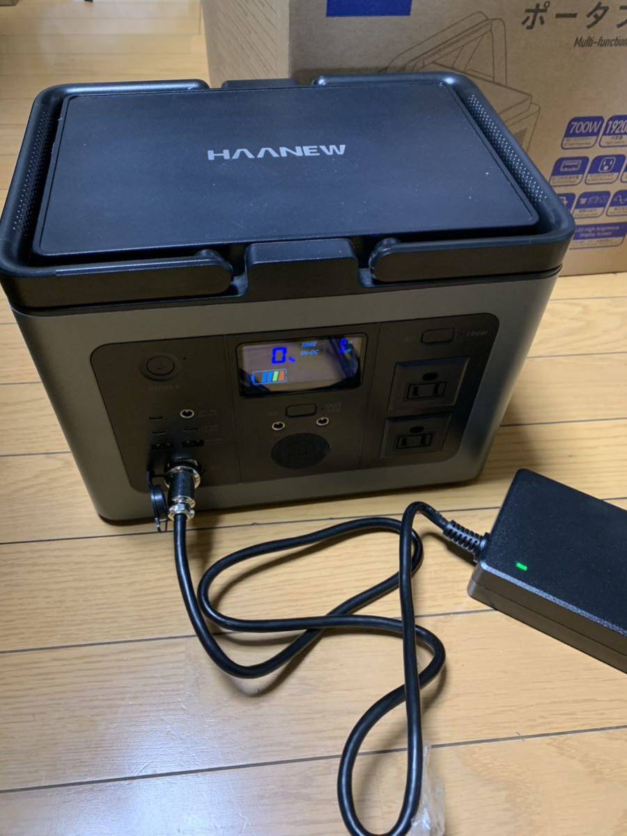 大容量ポータブル電源ジャンク品　電源入れますが充電できない。部品取りどうぞ　バッテリー容量192000mAh、 リン酸鉄リチウム電池　700W 