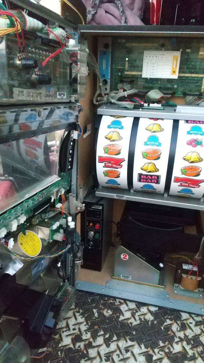 キングパルサー エース（A） パチスロ実機 パチスロ 実機 山佐 4号機