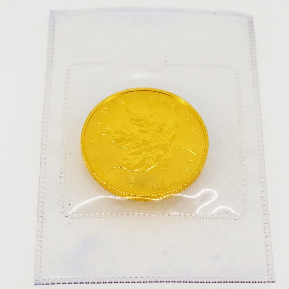 24金 【未使用品】純金 K24 メイプルリーフ金貨 1/2オンス 99.99% エリザベス 15.55