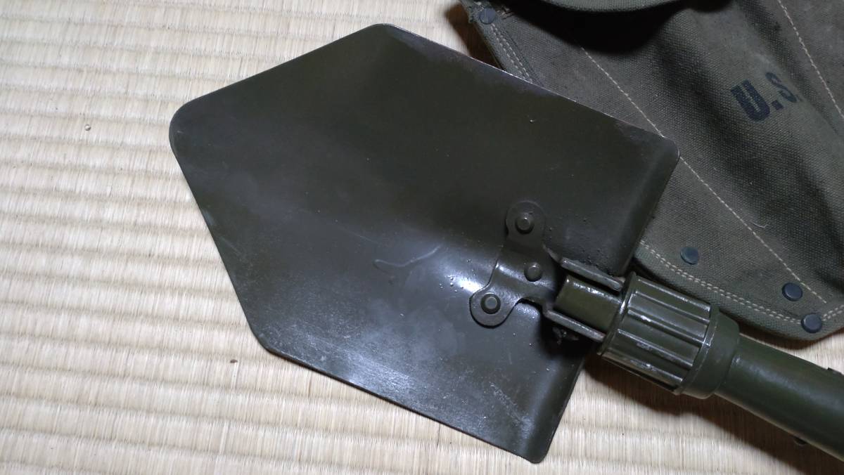折りたたみスコップ（ケース付） US仕様？ 【公式通販】