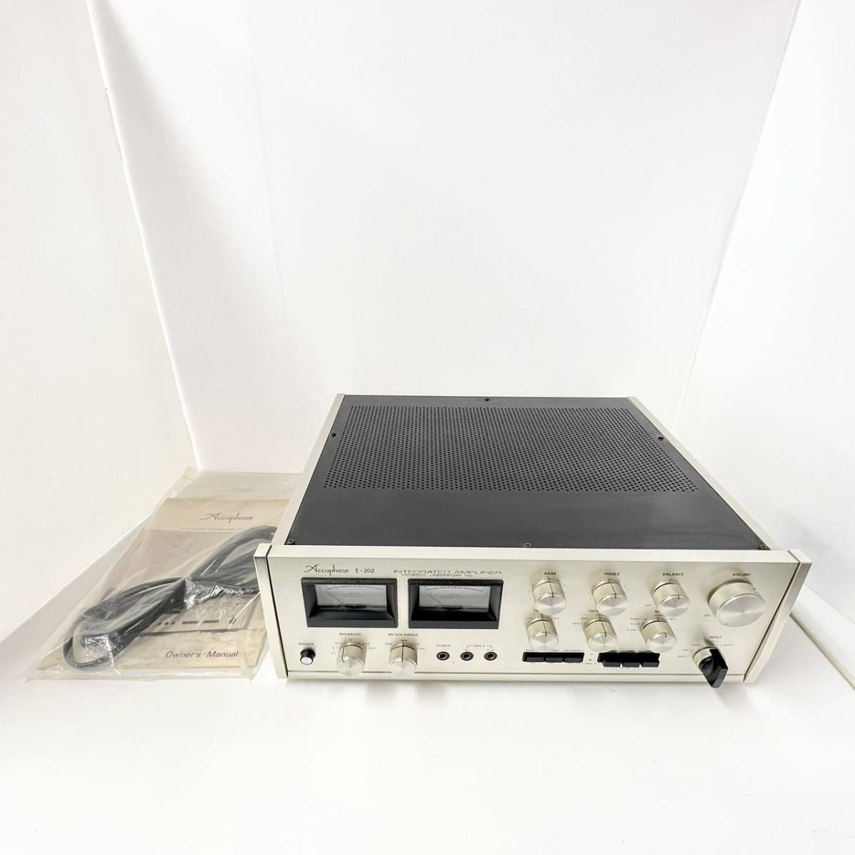 9225/ Accuphase アキュフェーズ E-202 INTEGRATED AMPLIFIER