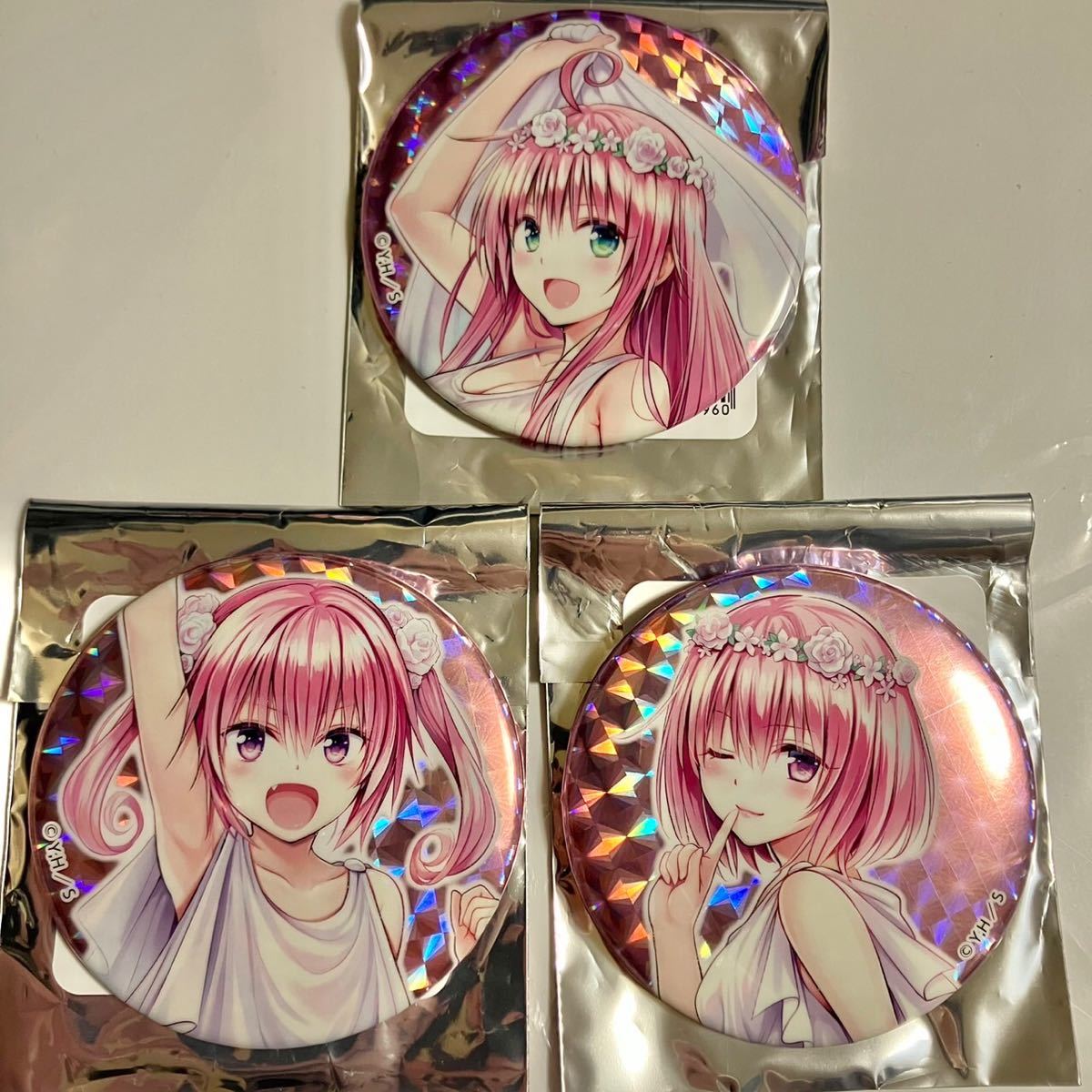 ToLOVEる 原画展 凱旋 final ランダム缶バッジ ホロ ララ ナナ モモ 3 
