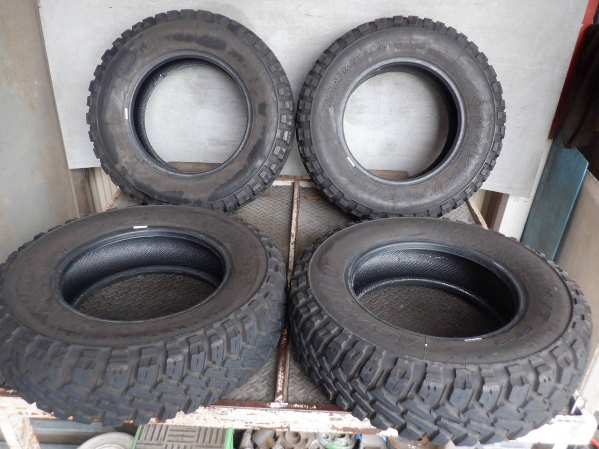 マッド タイヤ ホワイトレター ナンカン FT9 195/80R15 21年製 溝10mm 