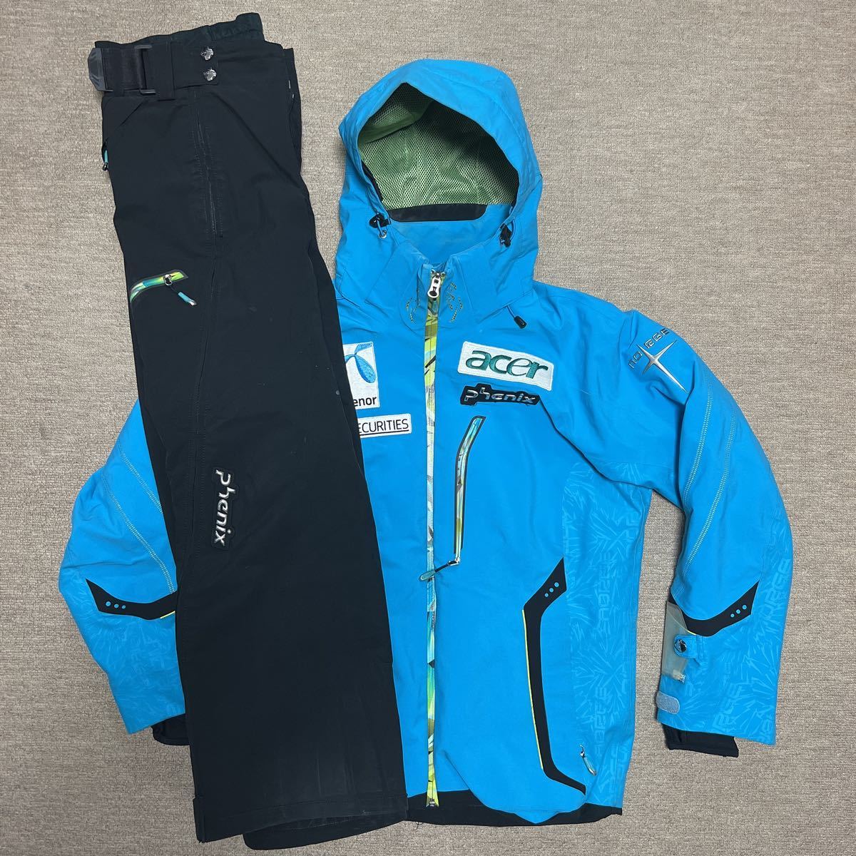 ☆PHENIX フェニックス☆NORGE ノーラジスキーウェア 上下セット☆メンズMサイズ／167cm〜173cm☆
