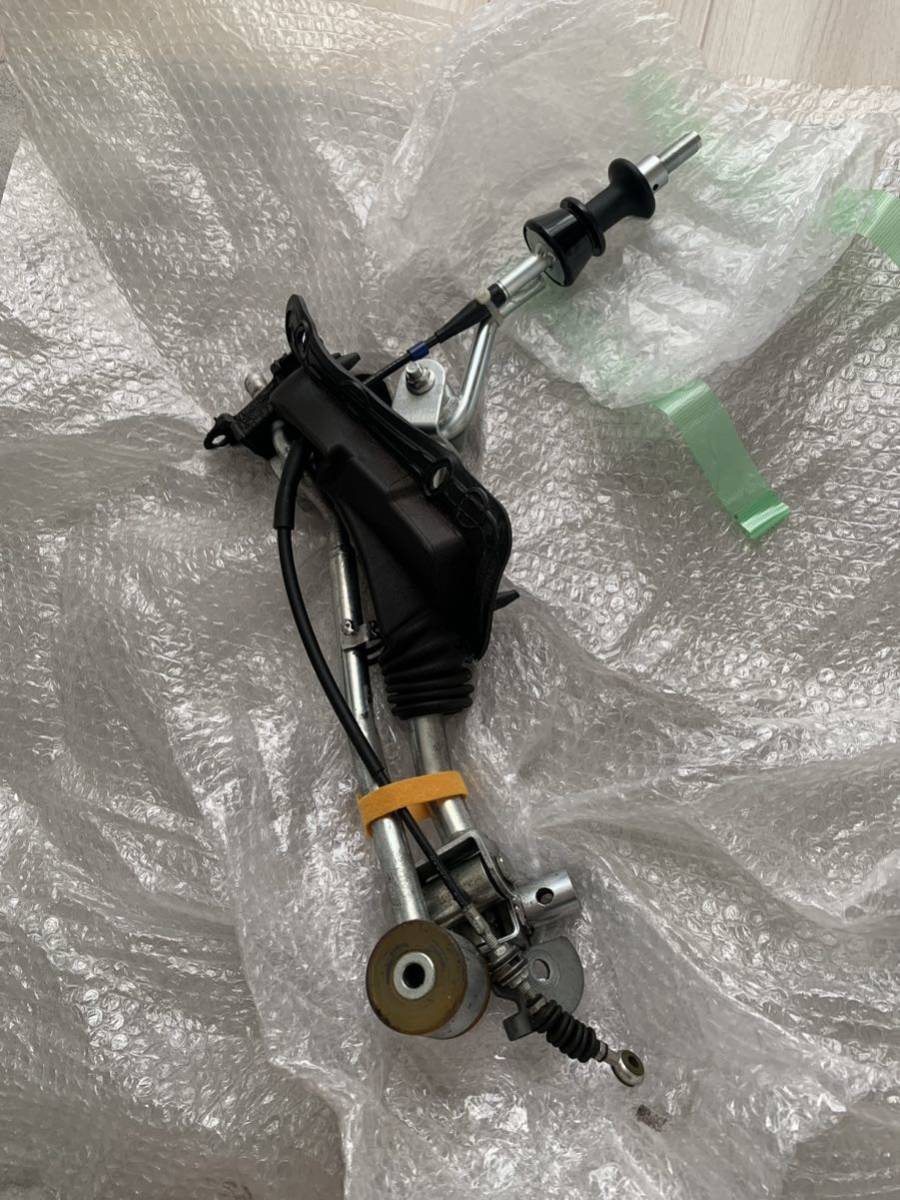 【新作入荷，大人気】 スバル純正 STI ギヤシフトレバー ASSY 6MT インプレッサ等 ST35010ZR000 LAILE製のウレタンブッシュ付き(スバル用)｜売買されたオークション情報、yahooの商品情報をアーカイブ公開 - オークファン スバル用