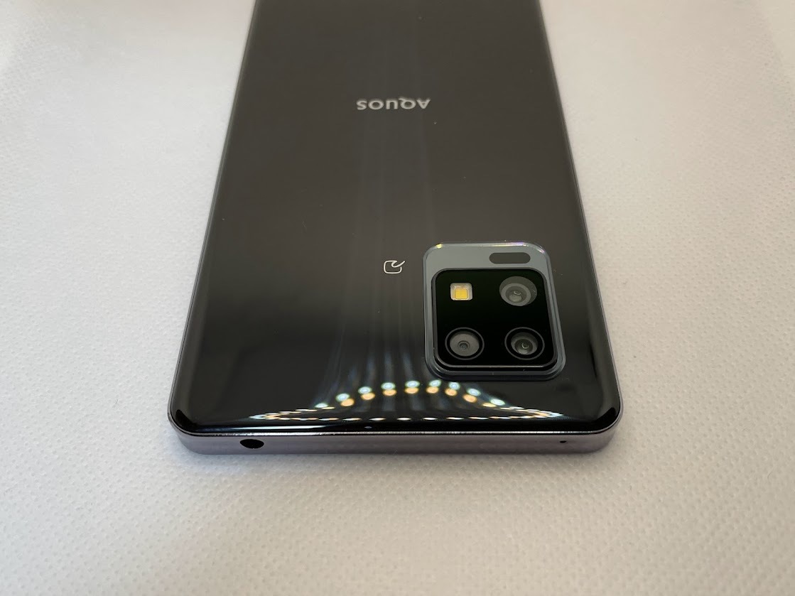 AQUOS zero6 ◇ 8GB/128GB Android12 4010mAh 6.4inch(1080×2340dot 