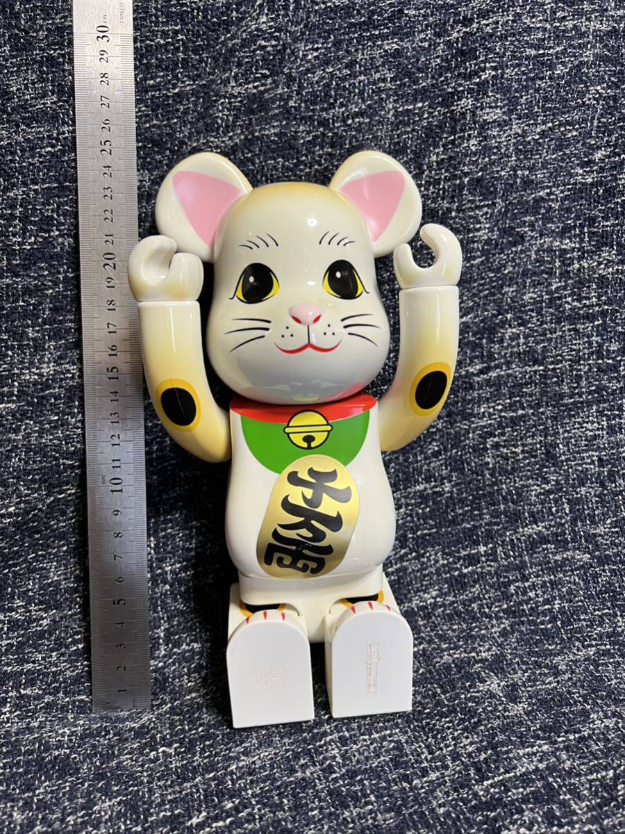 メディコムトイ　ベアブリック　招き猫　千万両　白　400% フィギュア　初代 千万両 招き猫 メディコムトイ