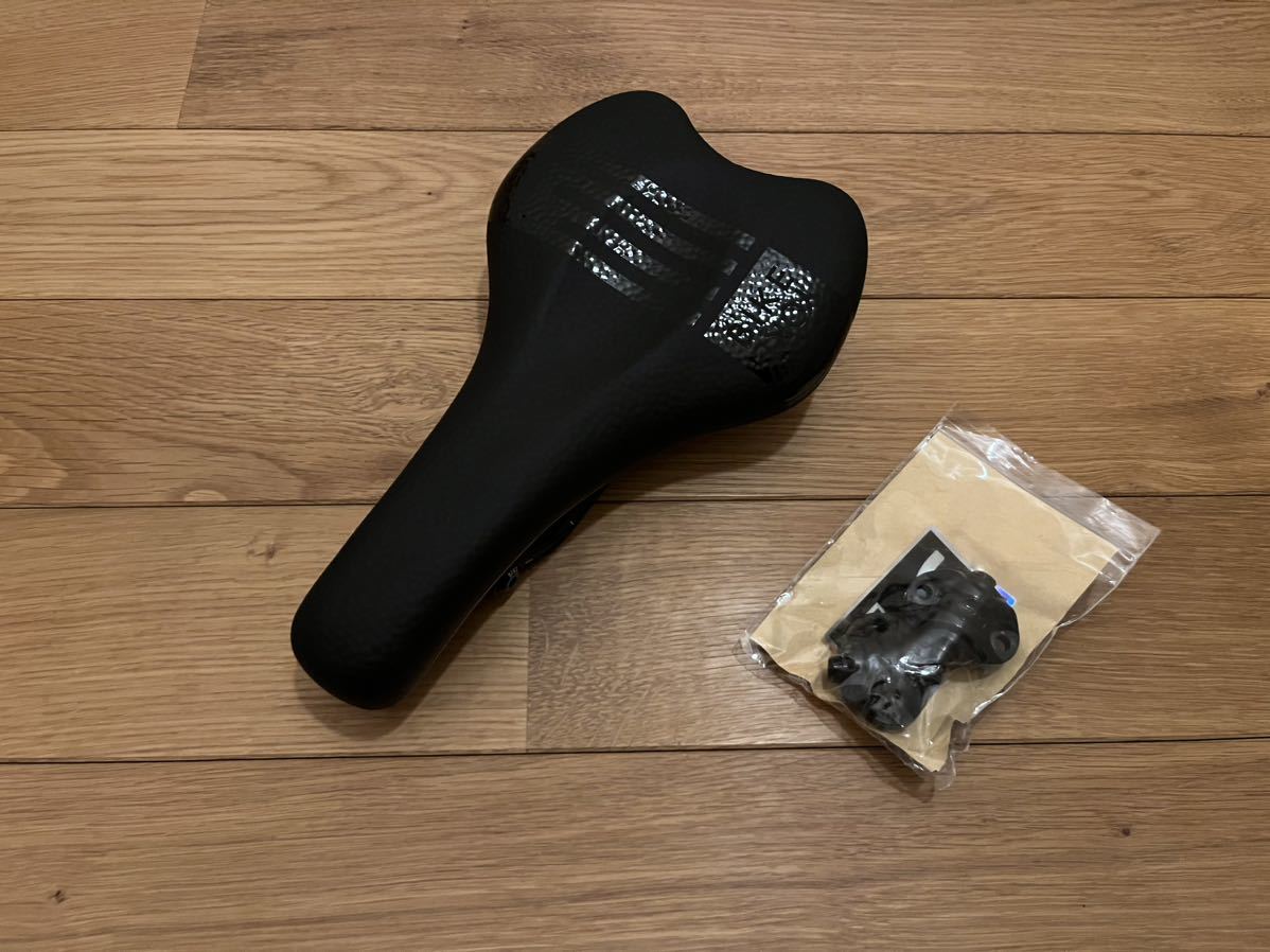BIKE YOKE SAGMAサドル 142mm 美中古 バイクヨーク SAGMA 142mm