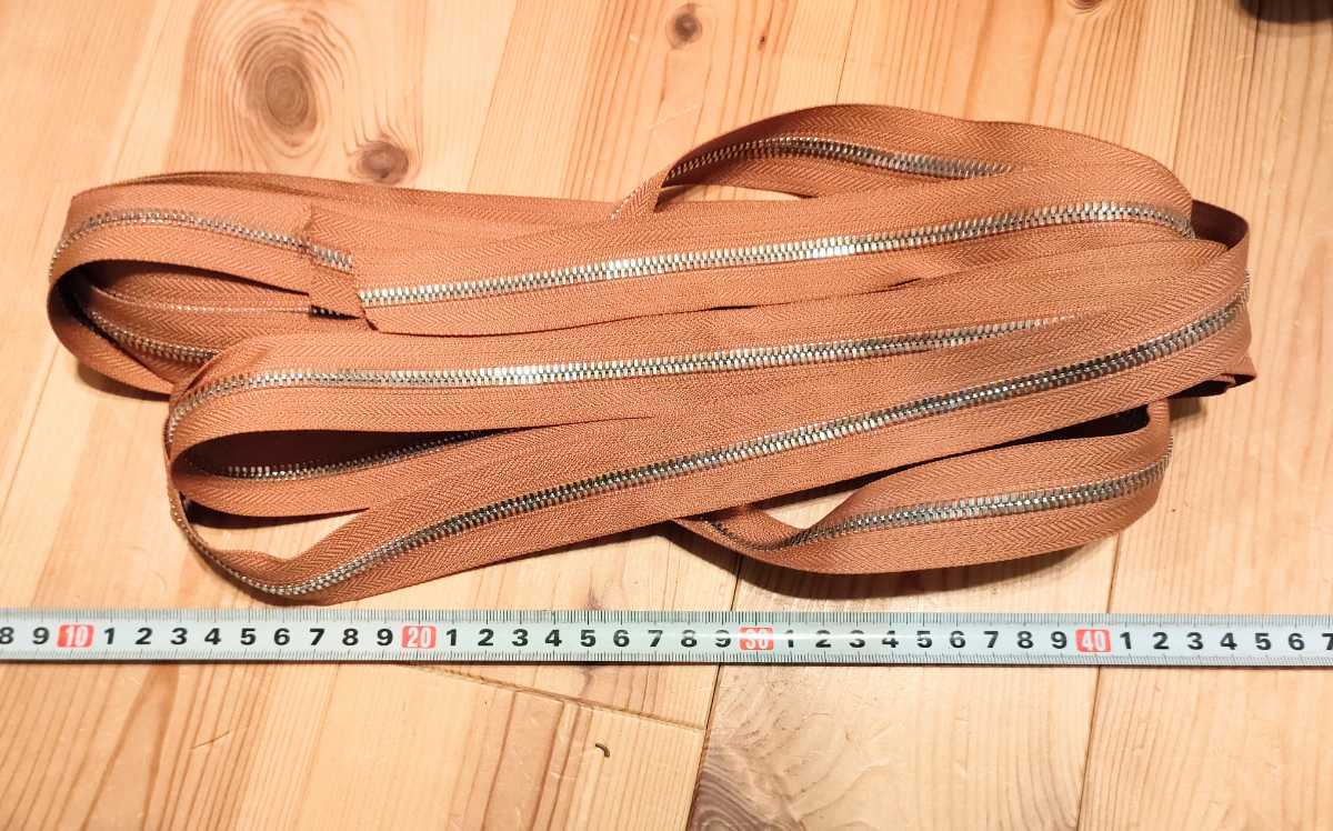 YKK　エクセラ　＃5 ダブルチェーン　約5メートル　キャメル　半つや消しシルバー　EXCELLA　lampo ランポー　riri リリ　ラッカーニ