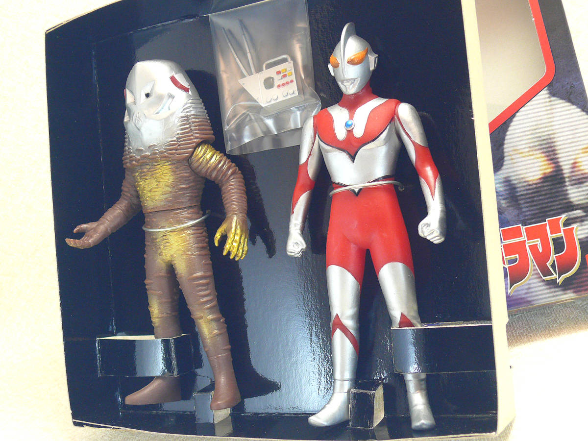 ◇ザラブ星人&ニセウルトラマン＿ ソフビ◇2000年限定品(怪獣、宇宙人