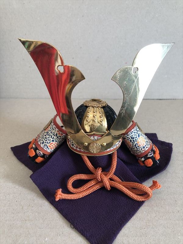 兜飾り◇加藤一冑◇伝統工芸 コンパクト五月飾り 鎧 五月