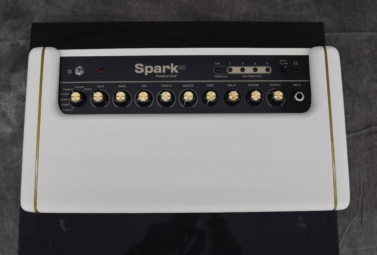 F☆Positive Grid ポジティブグリッド Spark 40 ギターアンプ ☆中古 