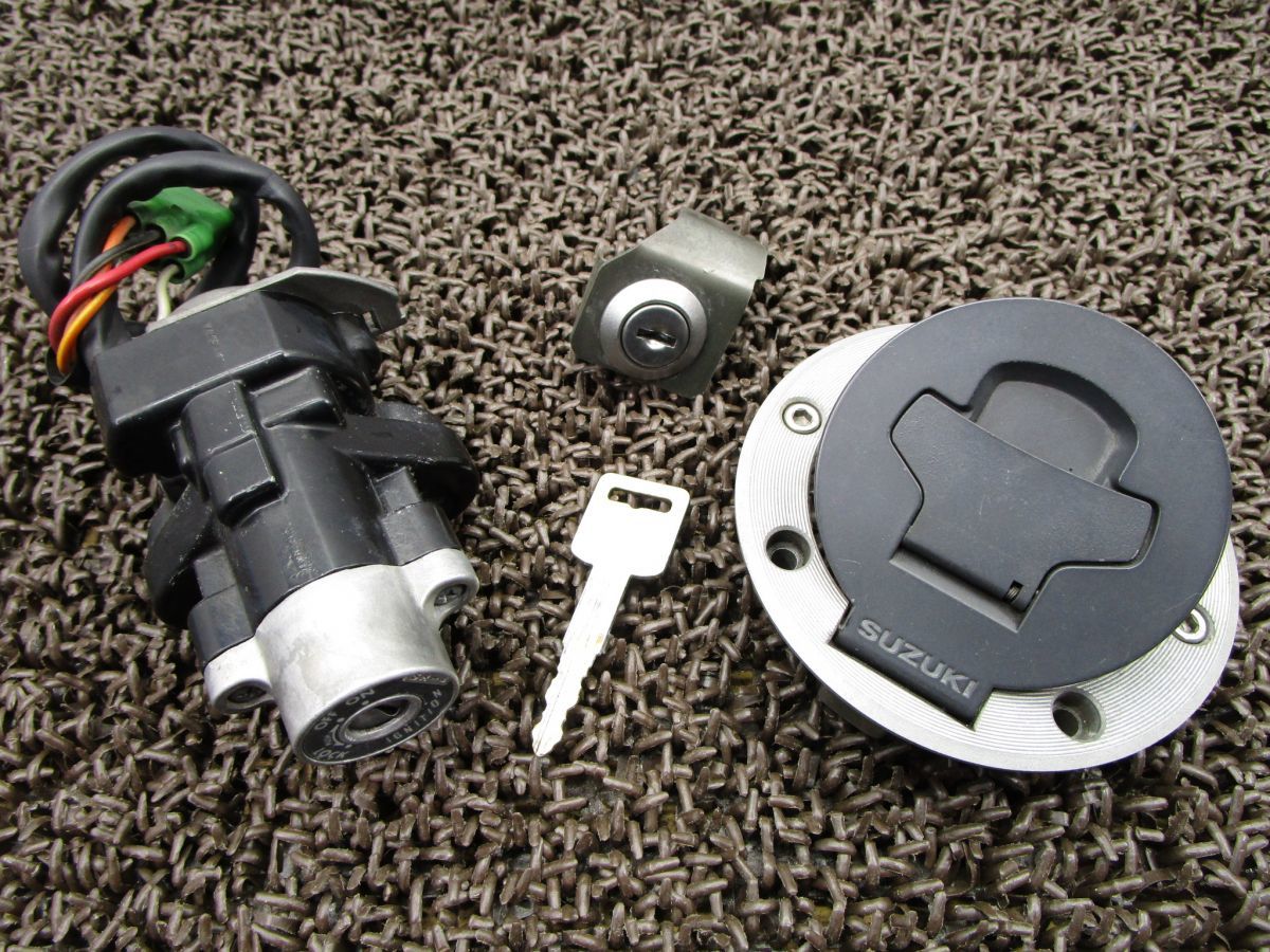 SV400S メインキーセット ●v675！VK53A スズキ タンクキャップ 【 K508 】