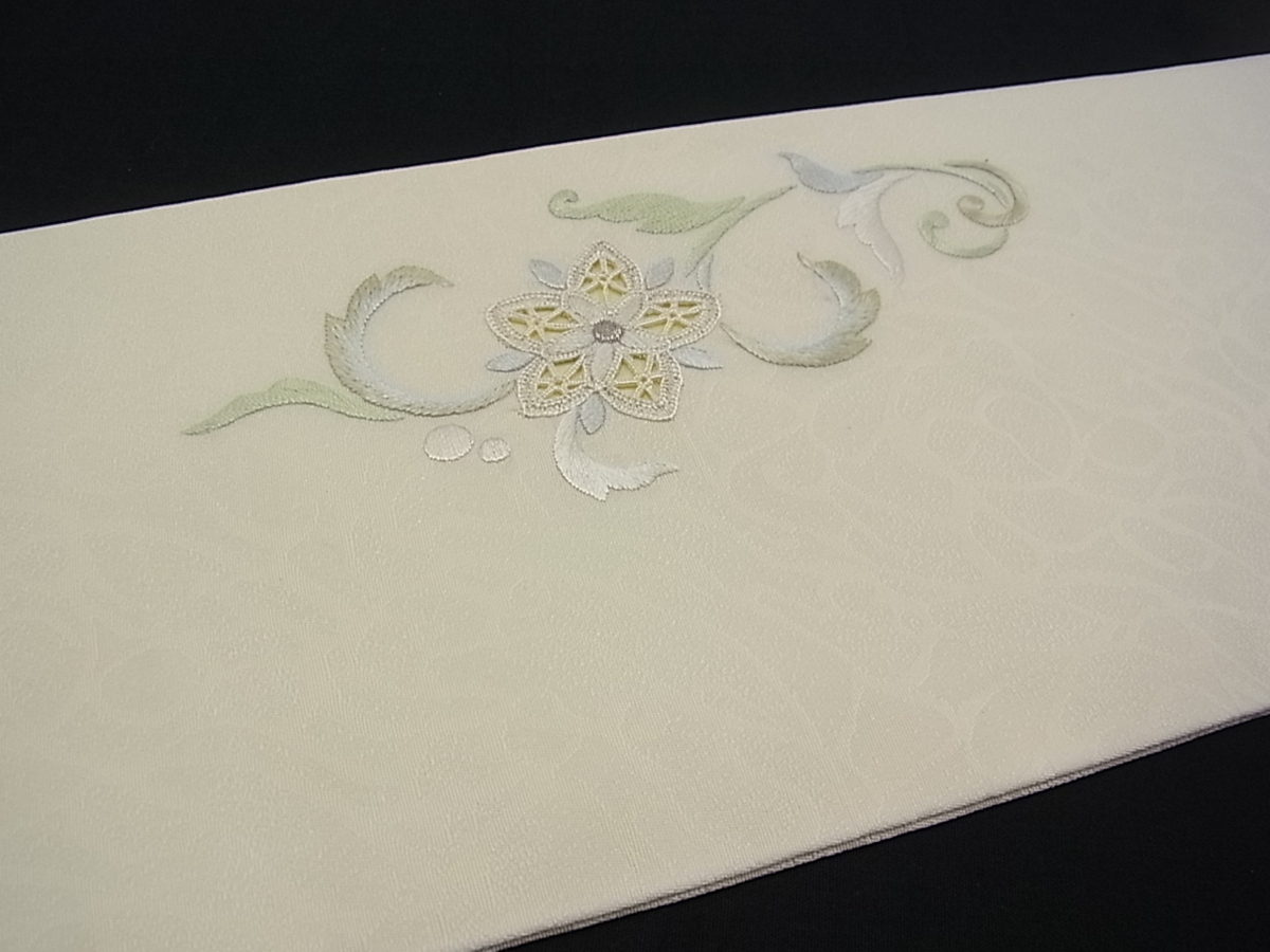 平和屋□極上 九寸名古屋帯 総刺繍 花唐草文 逸品 未使用