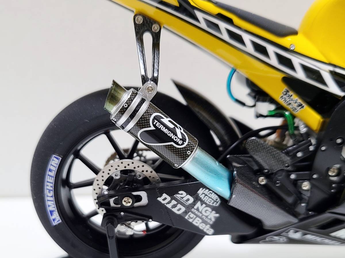 タミヤ 1/12 MotoGP 2005年 YAMAHA YZR-M1 #46 V.ロッシ ラグナセカ
