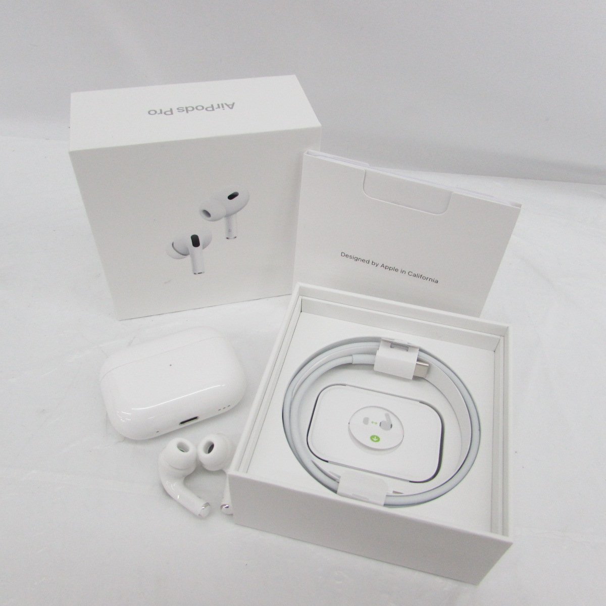 Apple AirPods 【美品】Apple アップル ワイヤレスイヤホン