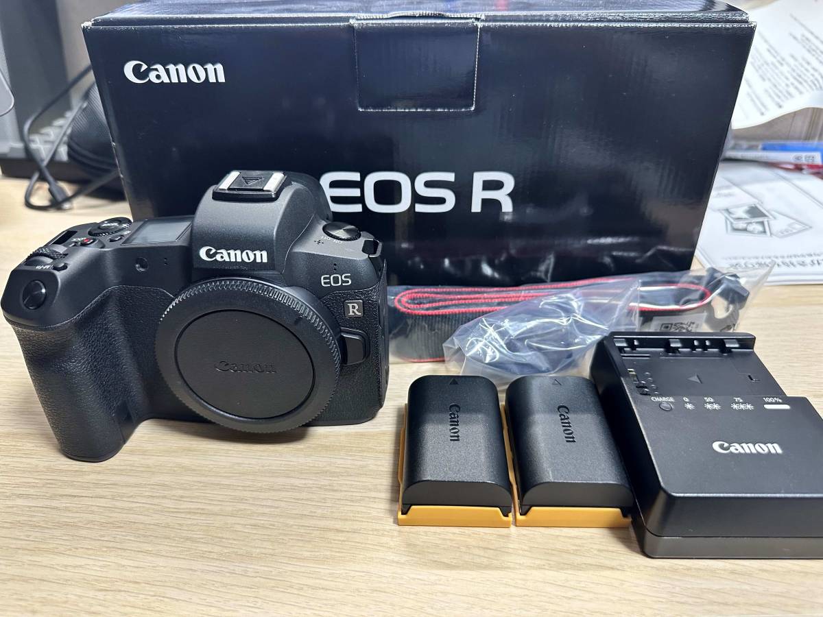 Canon EOS R ボディ 美品 SmallRigブラケット付き EOS SmallRig Canon