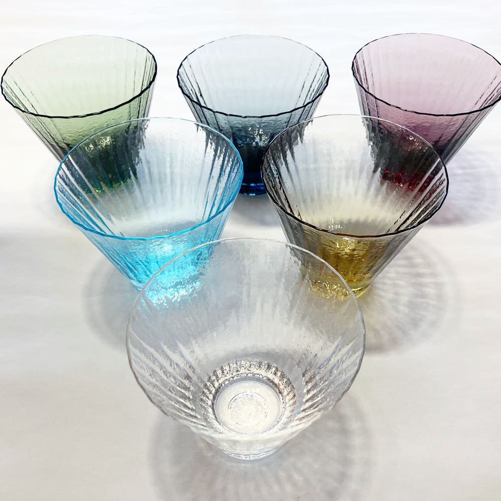 驚きの破格値，品質保証 スガハラ sghr ガラスコップ 6客 6色 保管品(その他)｜売買されたオークション情報、yahooの商品情報をアーカイブ公開 - オークファン その他
