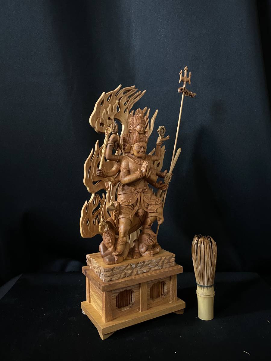 総ケヤキ材　仏教工芸品　木彫仏像　最高級品　仏師手仕上げ品　大元帥明王立像 珍品 総ケヤキ材 仏教工芸品 木彫仏像 最高級品 仏師手仕上げ品 大元帥