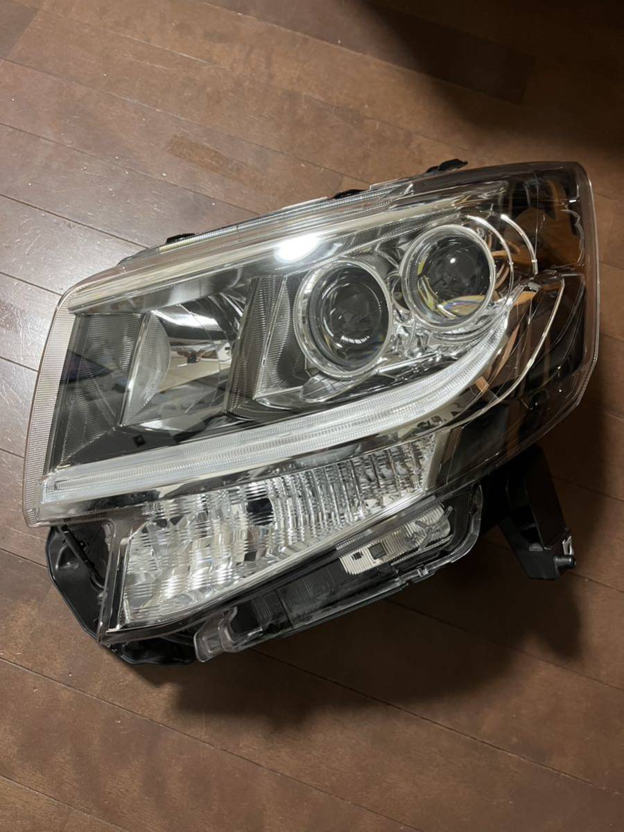 タントカスタム 左ヘッドライト LA600S タントカスタム LA600S 左