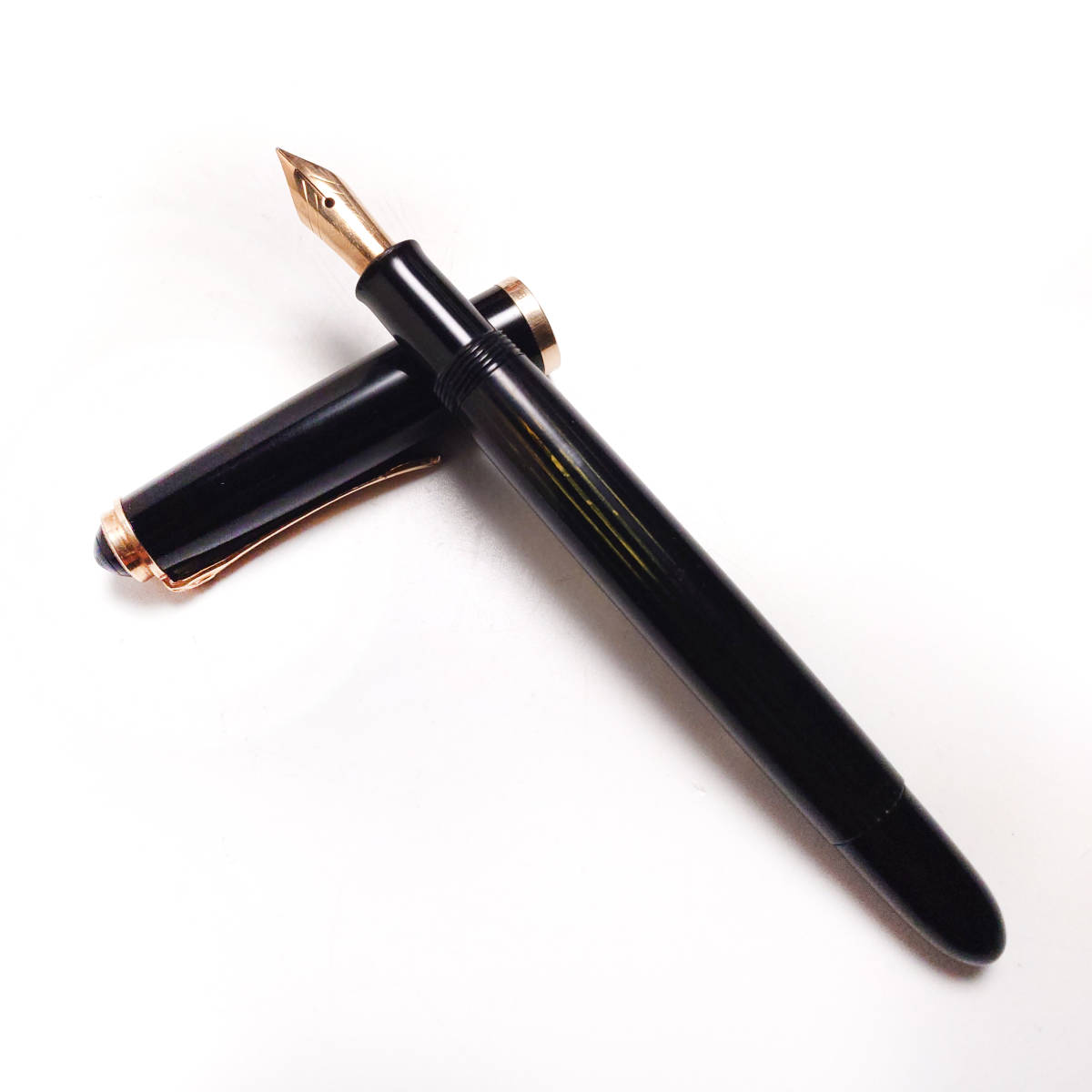 レア ペリカン 万年筆 Pelikan 400NN クーゲル ブラックストライプ
