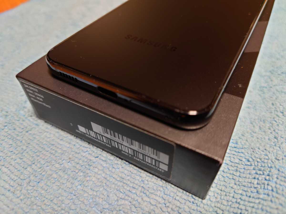Samsung Galaxy S22 5G SM-S9010 Dual Sim 256GB (8GB RAM) - 海外版 