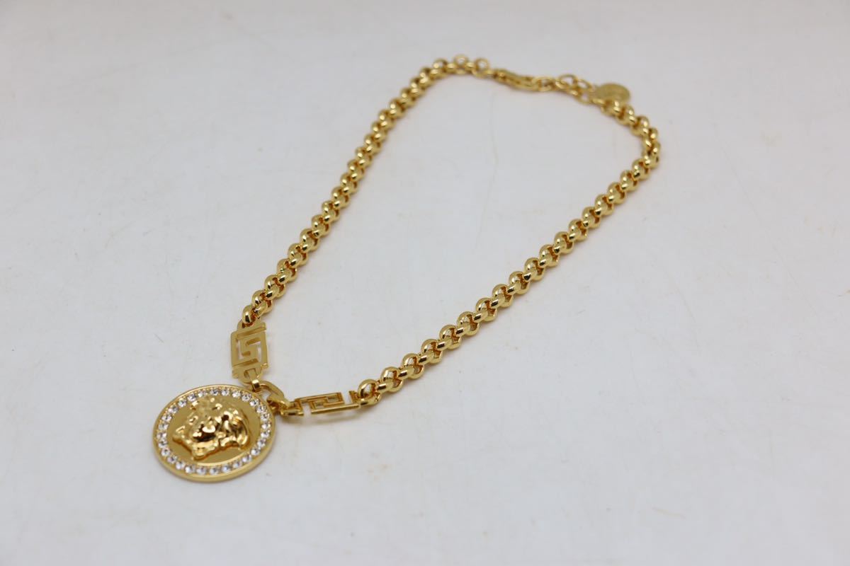 VERSACE メドゥーサ ネックレス ラインストーン Versace Gianni