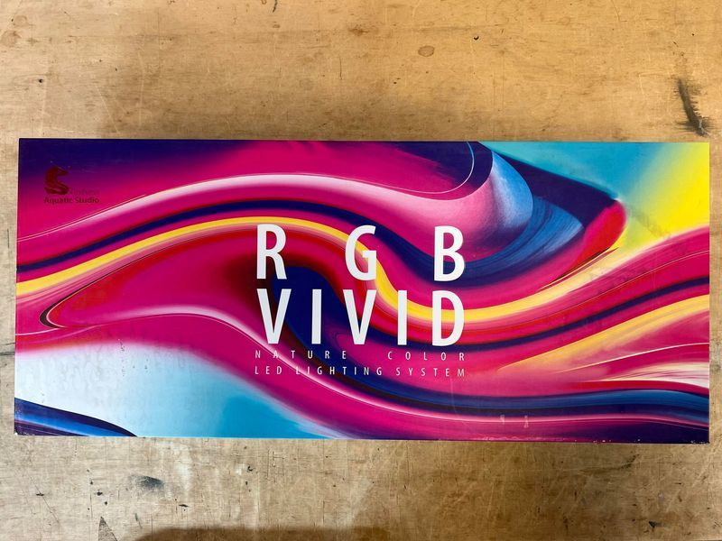 chihiros RGB vivid2 中古　シェード付き ◇ Chihiros チヒロ VIVIDⅡブラック RGB 中古 シェード付き （2