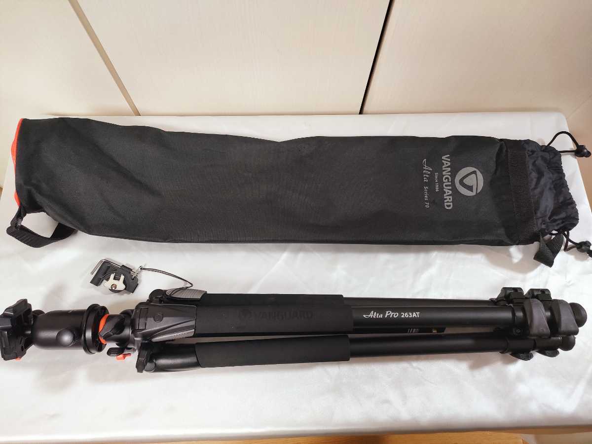 【100円〜】VANGUARD ALTA Pro 263AT 三脚 アルタプロ （検索）ヴァンガード SLIK Velbon ベルボン Manfrotto CARBON マンフロット 
