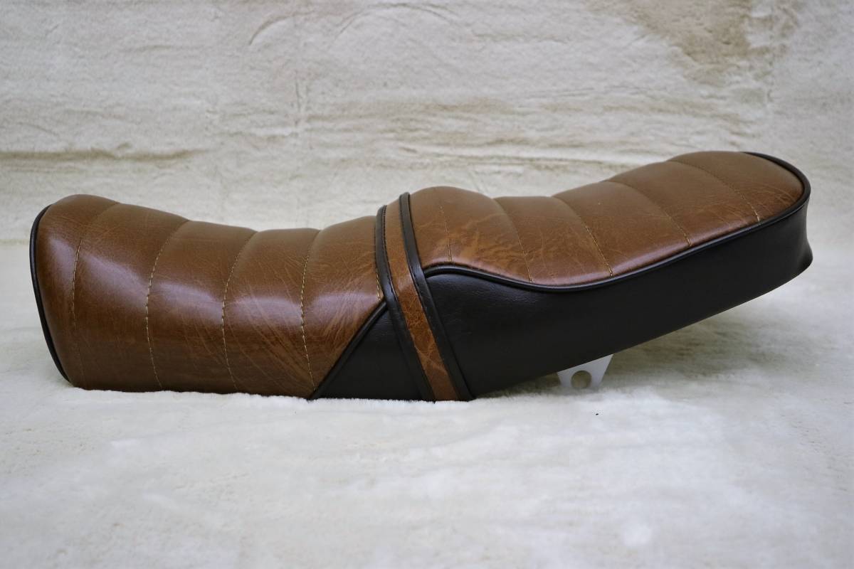 エイプ50タックロールシート茶ツートン