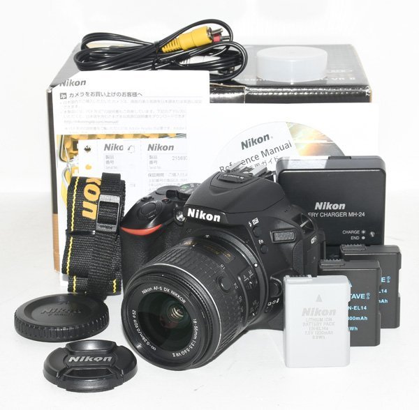  ショット枚数1630回 元箱付 NIKON ニコン D5500 18-55 VR Ⅱ レンズキット デジタル一眼 カメラ(ニコン)｜売買されたオークション情報、yahooの商品情報をアーカイブ公開 - オークファン ニコン