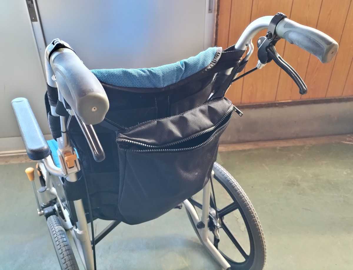 ☆引取り歓迎！ネクストコア 車椅子 折りたたみ 松永製作所 介助型