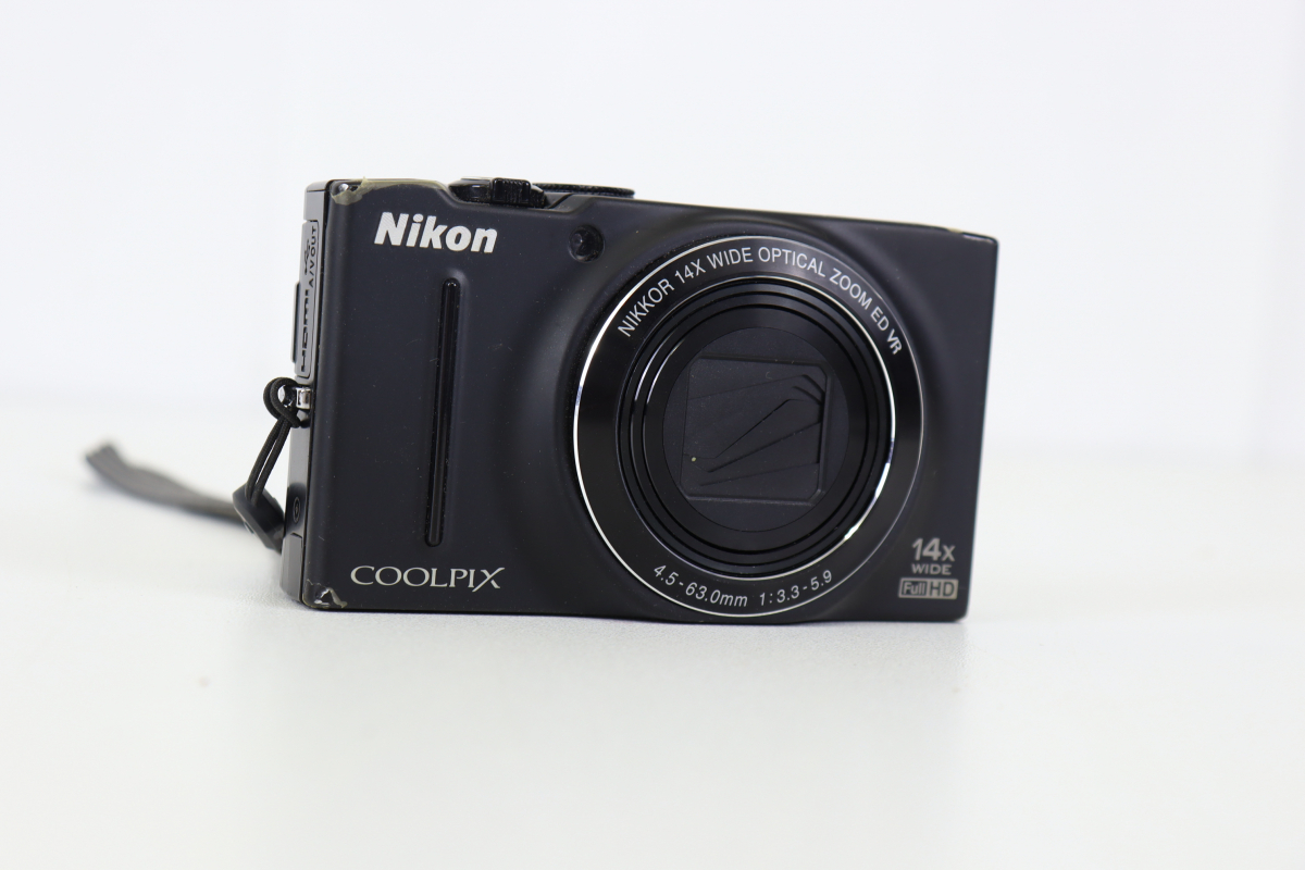 Nikon COOLPIX S8200 ニコン クールピクス 4.5-63.0mm 1:3.3-5.9 