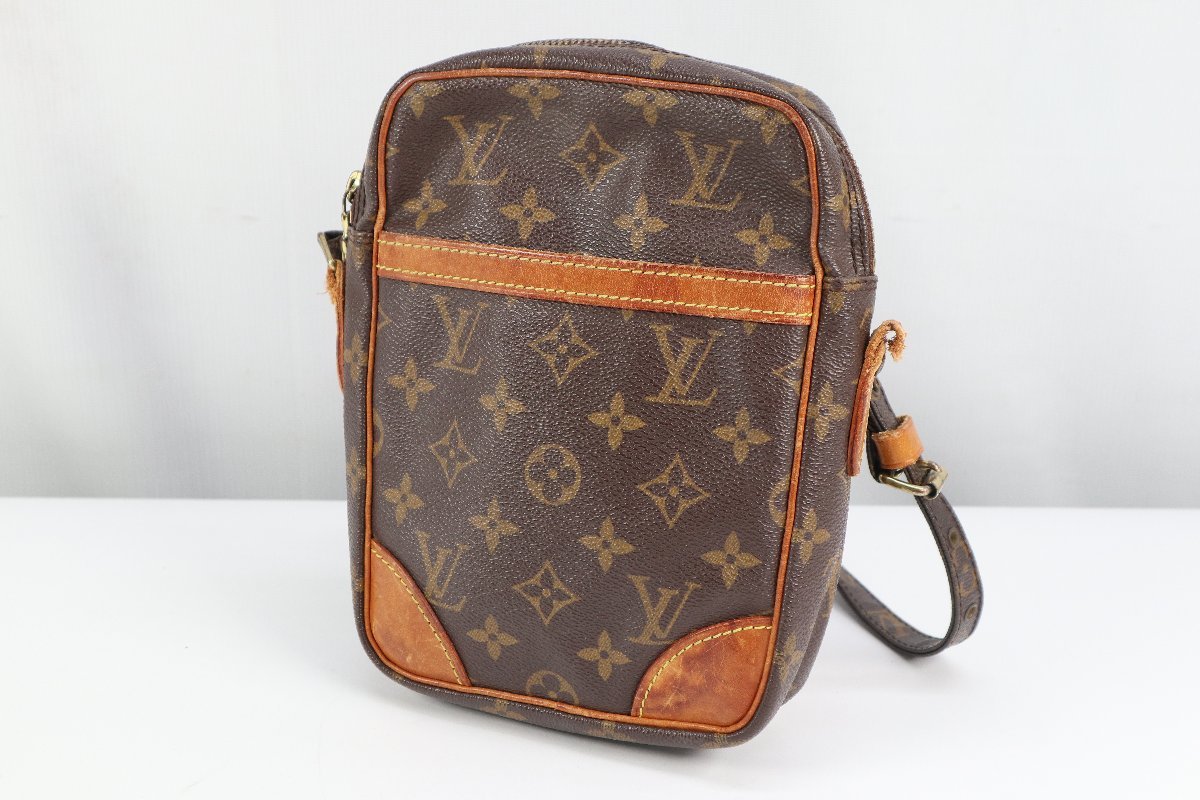 LOUIS VUITTON ルイヴィトン LV モノグラム ダヌーブ ショルダーバッグ ポシェット ミニ 斜め掛け 鞄 レザー 革 レディース メンズ 0472-HA