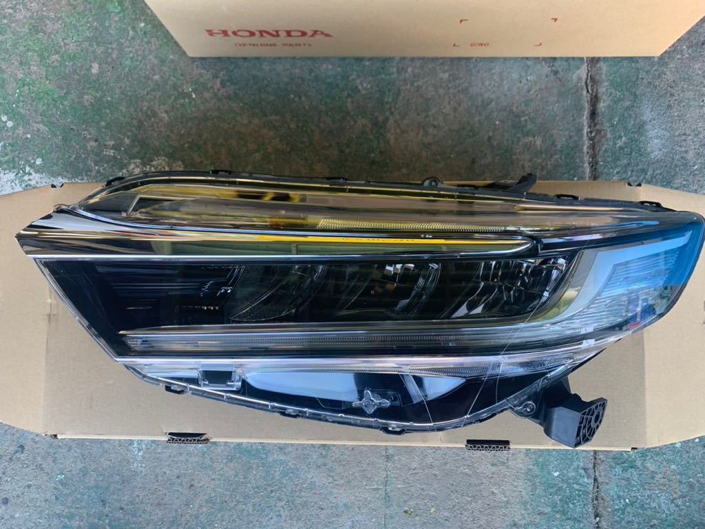ZGM10 ANM10 アイシス 純正 HID ヘッドライト 左右セット KOITO 44-69