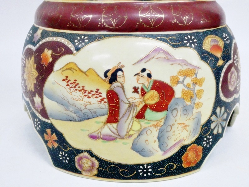 薩摩焼 磯焼 金彩 色絵 飾壺 古美術 【公式ショッピングサイト】
