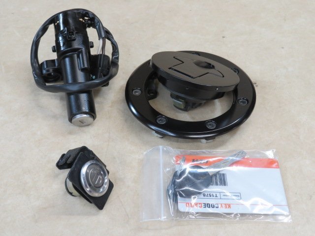 NGK プラグコード・プラグキャップ セット 赤 ZRX400 ZRX400-II SDM