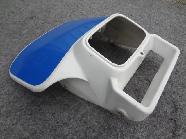 ♪ホンダ XLR250R MD20 ライトカウル 白⁄青 MD22 ライトケース