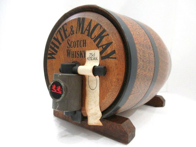 ◎WHYTE & MACKAY ホワイト アンド マッカイ 樽ボトル 木樽型 SCOTCH