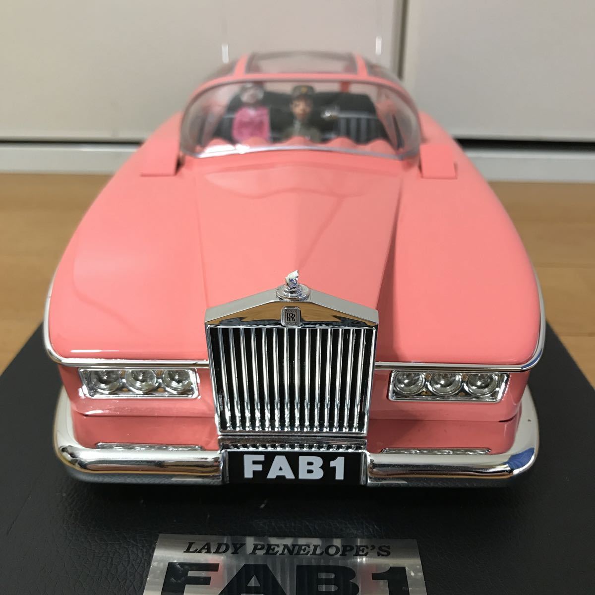 1/18 AMIE サンダーバード FAB1 ペネロープ号 リニューアルバージョン