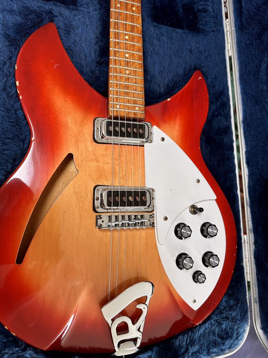 クラウンRickenbacker 330 リッケンバッカーハードケース付 クラウン様