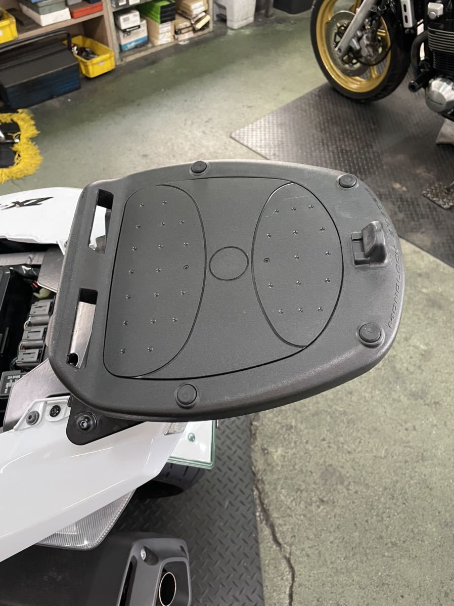 カワサキ純正パニアケースとブラケット他 （Ninja400 